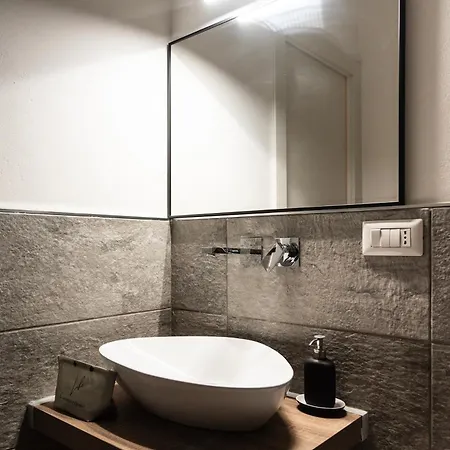 Apartamento Youhosty - Falcone 7 *