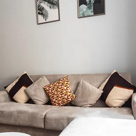 Youhosty - Falcone 7 Apartament *